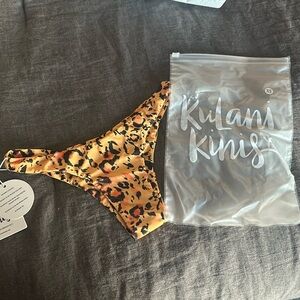 Kulani Kinis bottoms- NWT